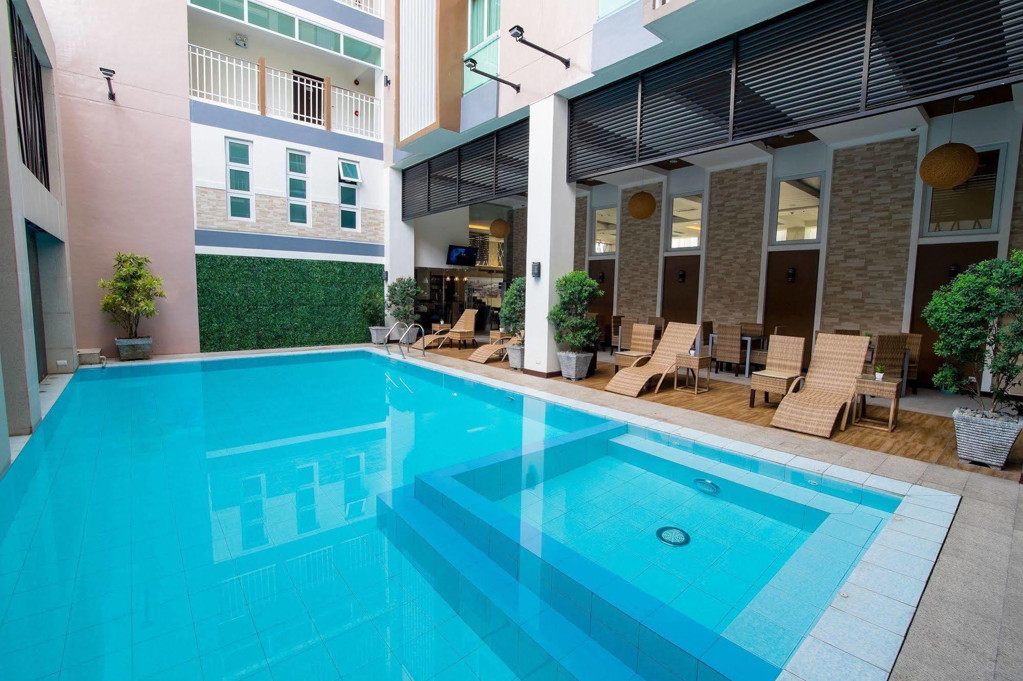 Zen Rooms Valdez Street آنغلوس المظهر الخارجي الصورة